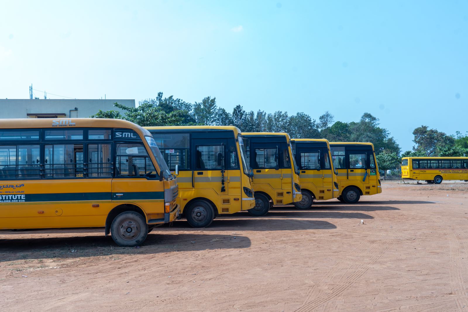 BTI college bus