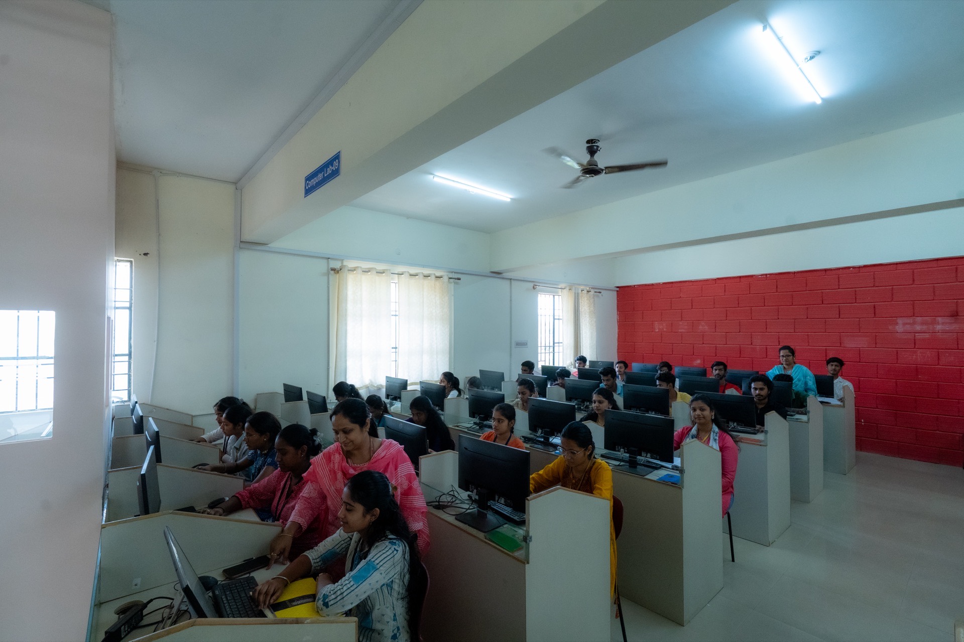 Artificial Intelligence & Machine Learning laboratory
