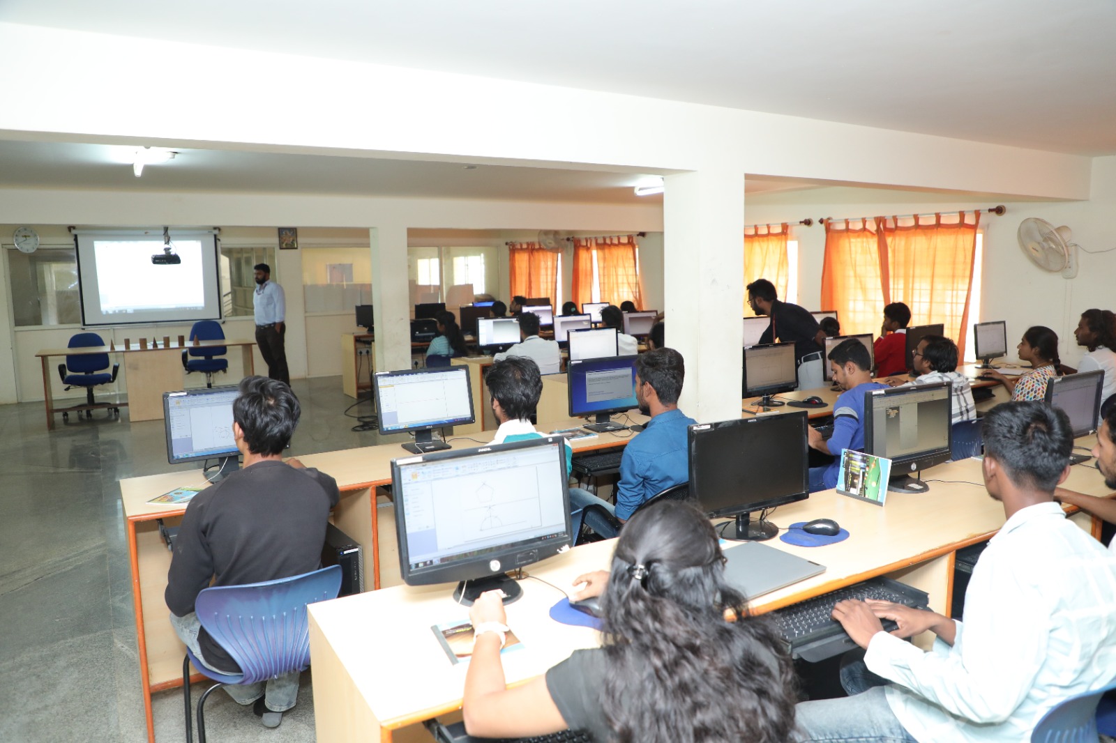 CAD/CAM Lab (CAED) laboratory